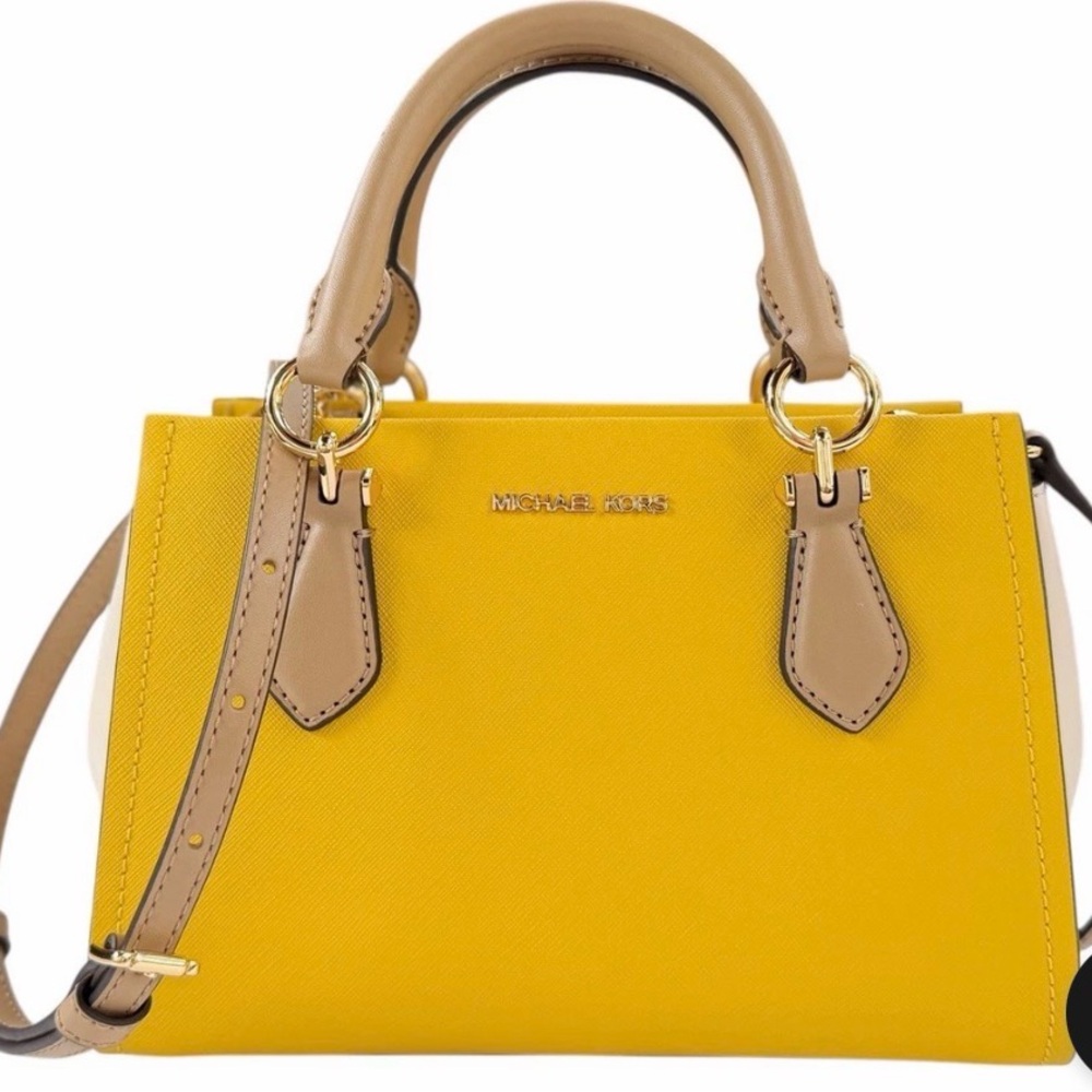 Michael Kors Bright Yellow Honey MARILYN Small Messenger NWT
